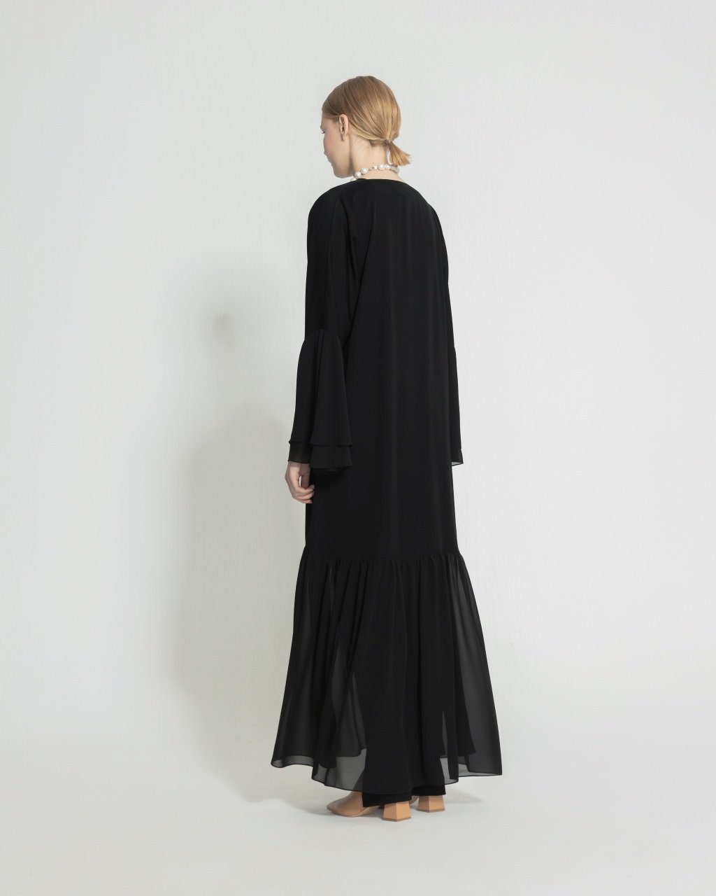 Volan Detaylı Abaya Siyah