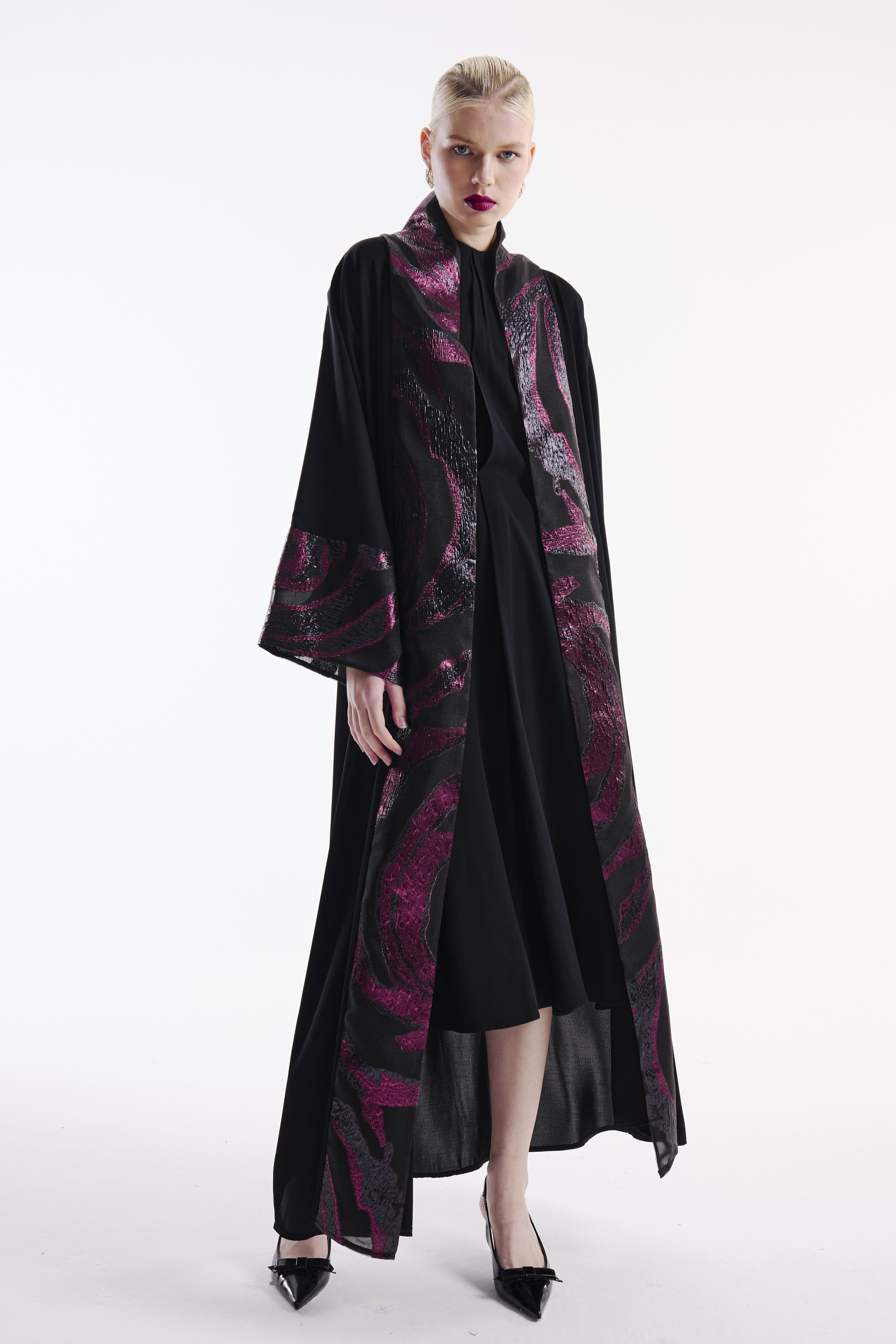 Brocade Garnish Abaya Black + Shawl