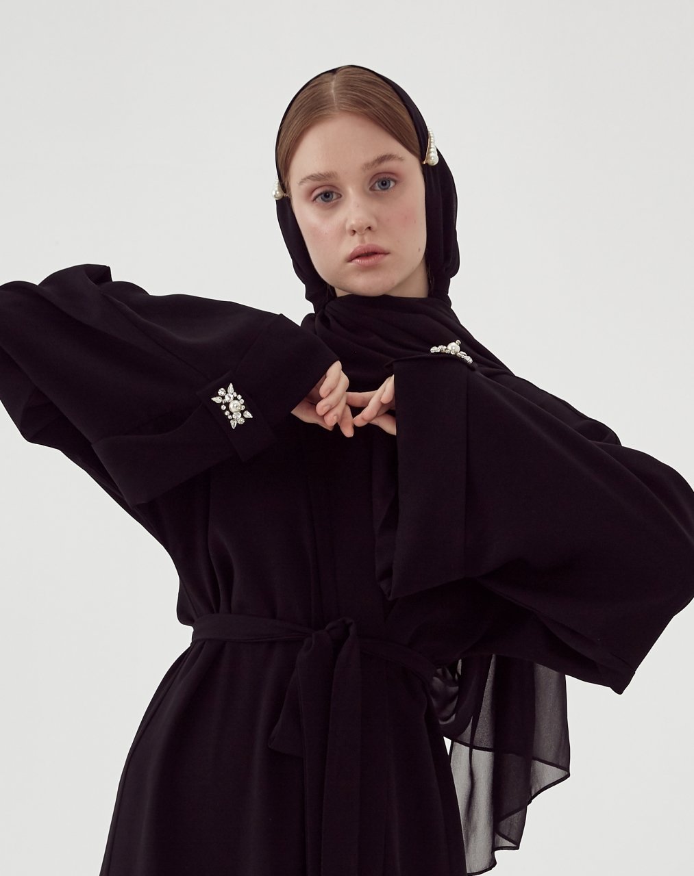 Apolet Kol Taş Detaylı Abaya