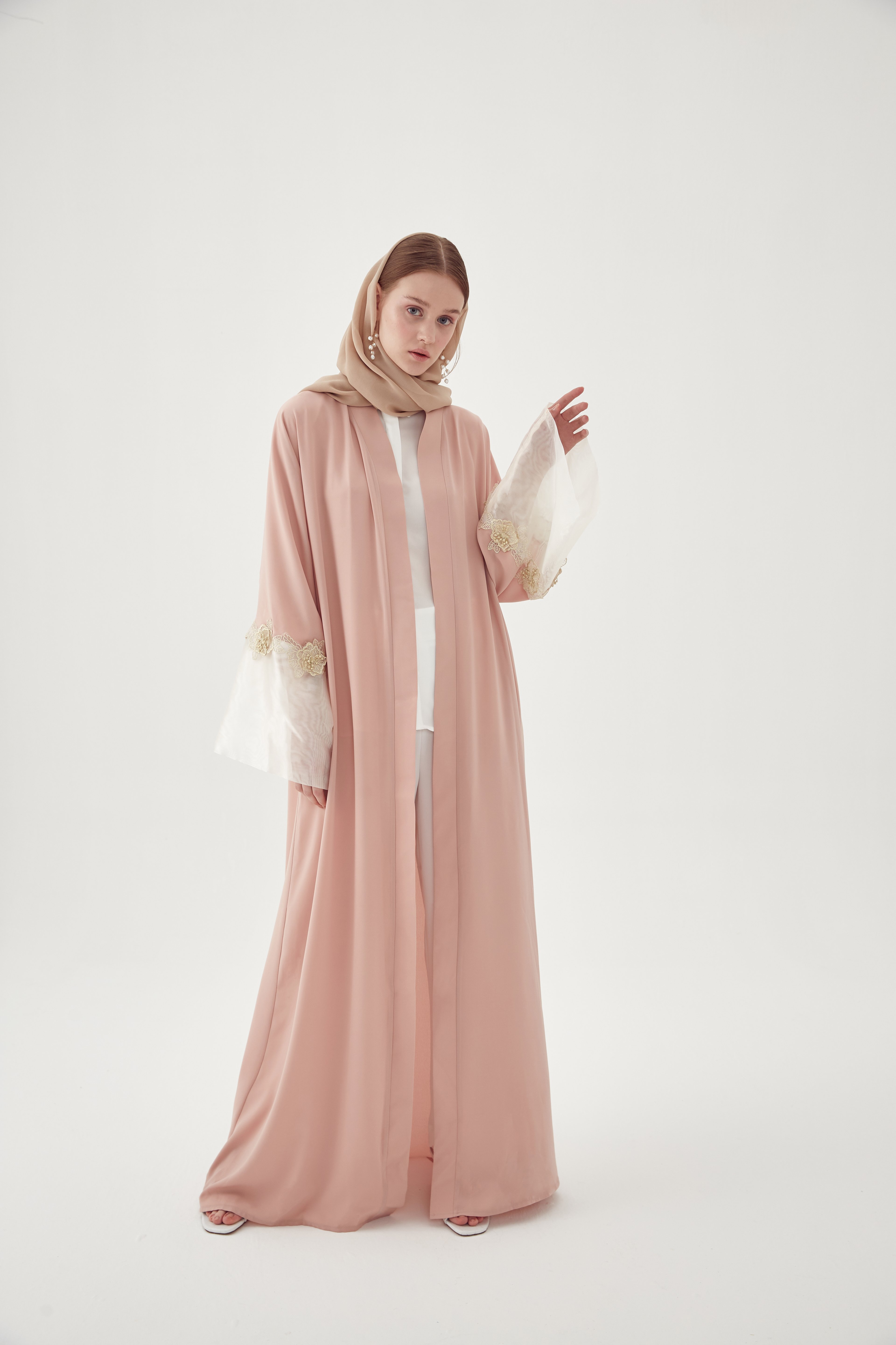 Organze Kollu Abaya Somon