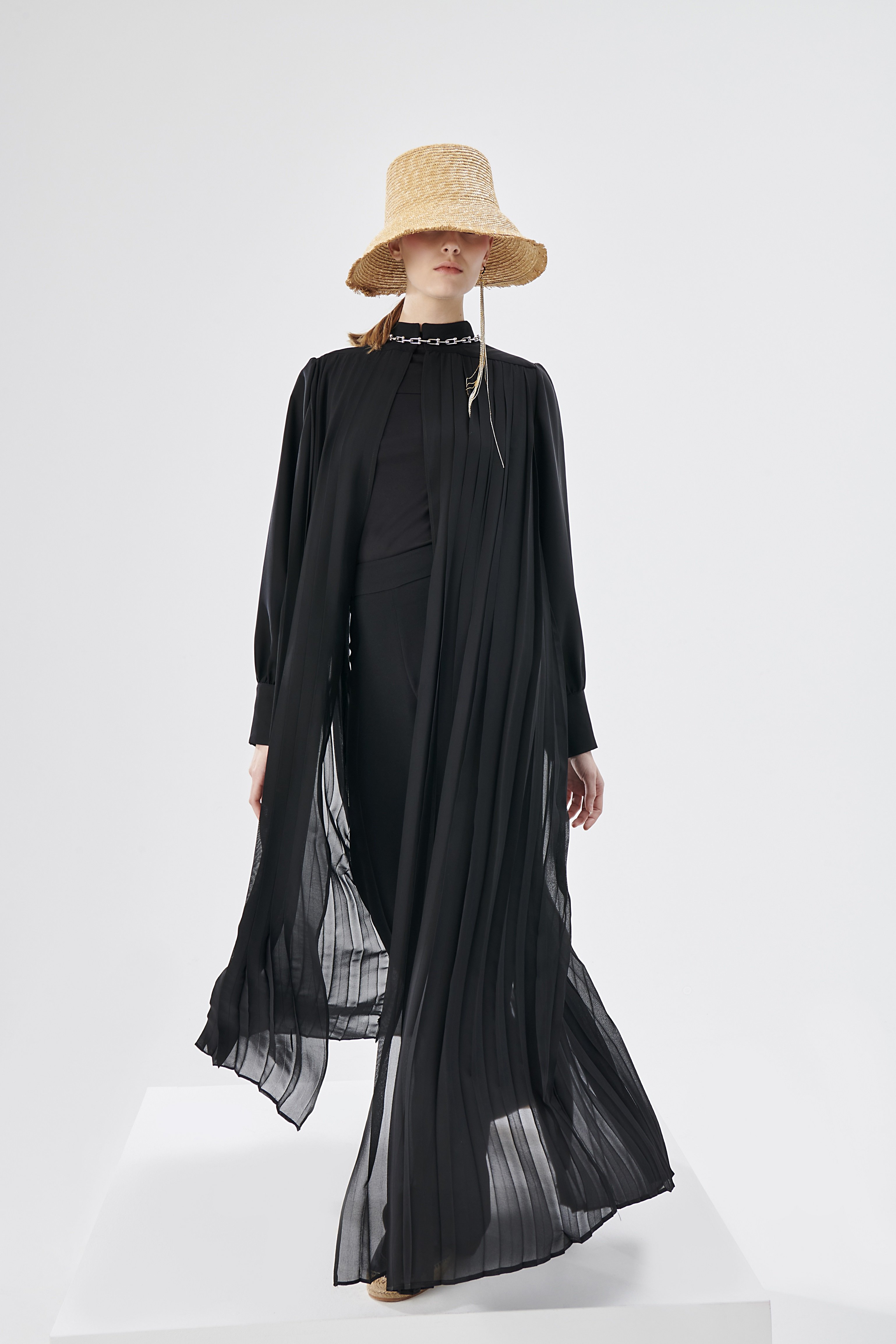 Şifon Pilise Abaya Siyah