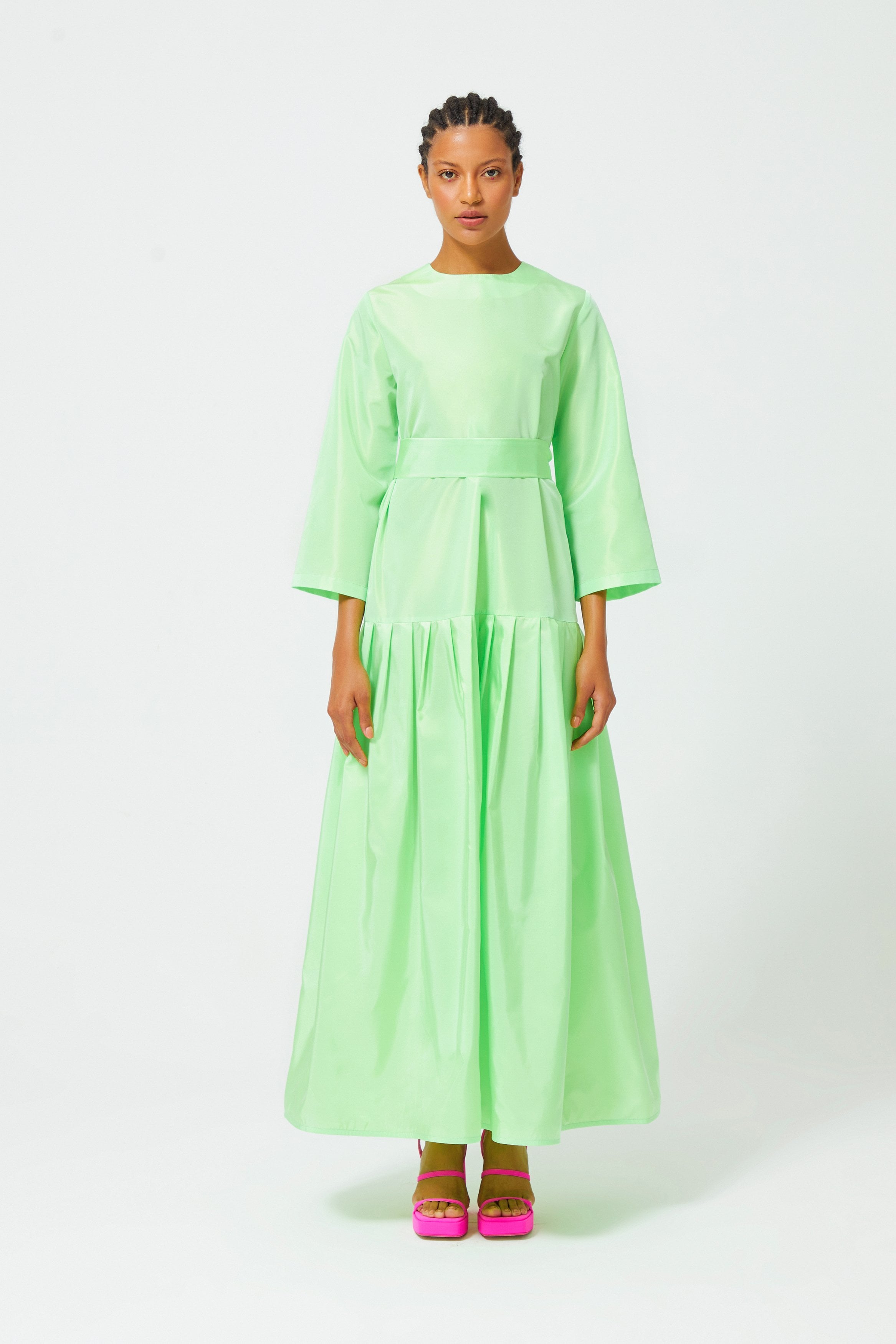 Robe en taffetas plissée vert fluo